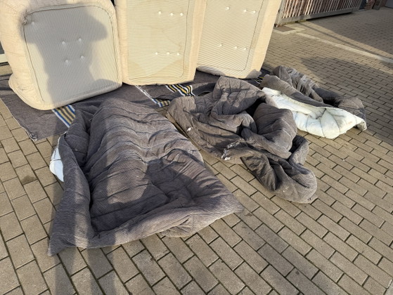 Image 1 of Conjunto completo Ligne Roset Togo en pana beige (Ribcord) ¡¡Estado 10/10!!