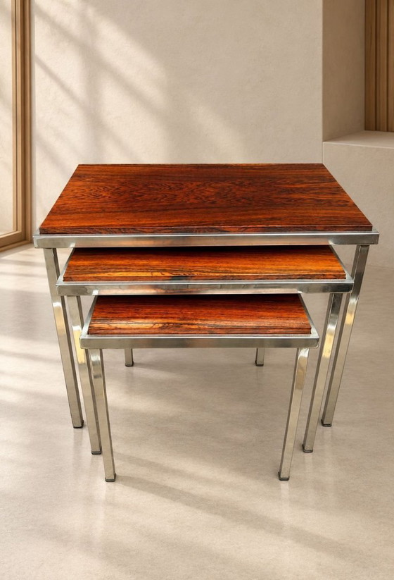 Ensemble de Tables d'appoint du fabricant Pastoe conçu par Cees Braakman, Bois, Chrome, Marron (photo 2 sur 11)