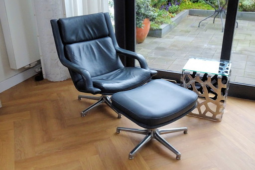 Fauteuil Artifort F140 - récemment retapissé, en parfait état