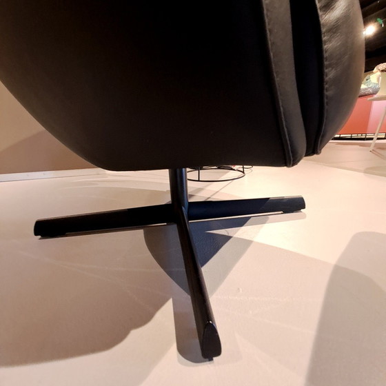 Image 1 of Poltrona Montis George con pouf