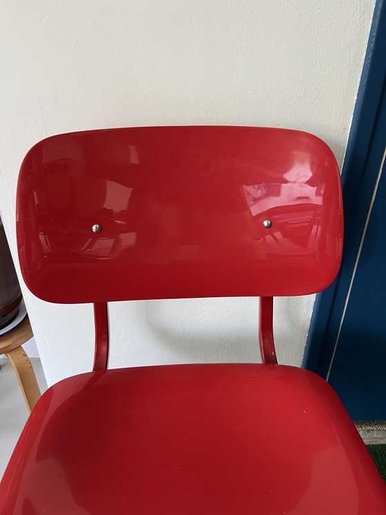 Silla Revolt de Friso Kramer Ahrend – Sillas de comedor, Metal, Plastic (photo 6 of 8)
