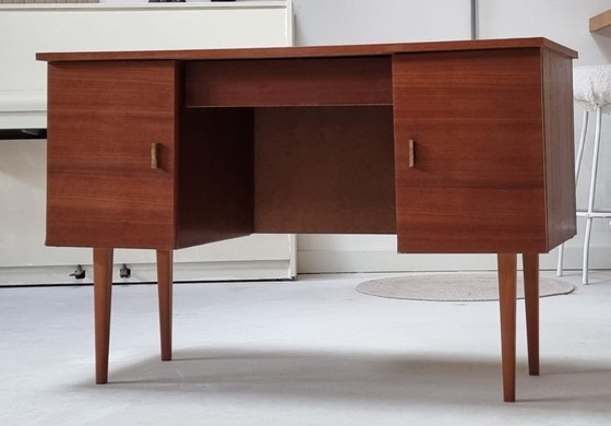 Image 1 of Escritorio de los años 70