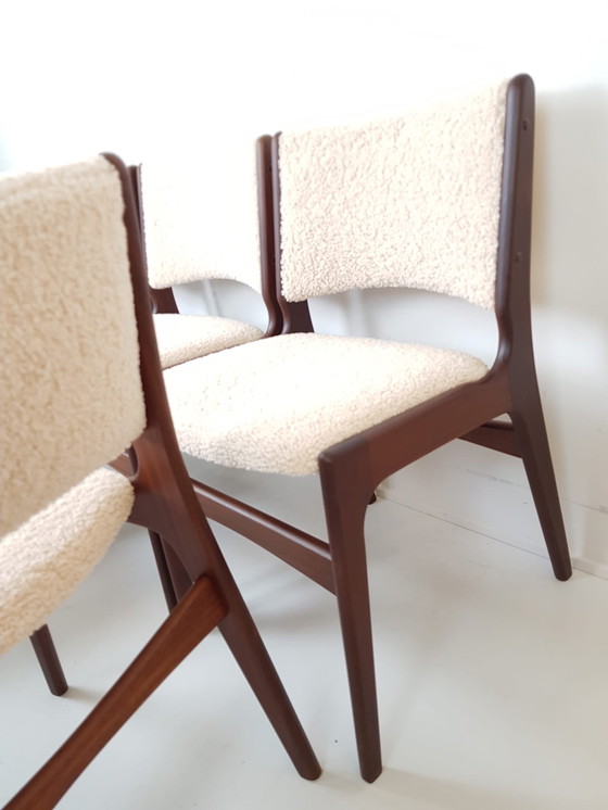 Image 1 of 6 Erik Buch Aastrup eetkamer stoelen nieuw gestoffeerd Deens
