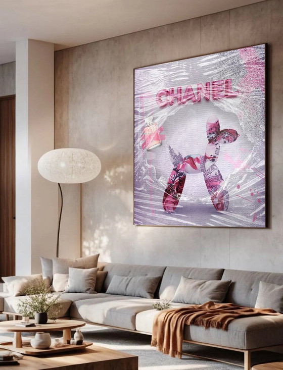 Image 1 of Édition limitée : Wrapped Woof – Édition CHANEL | 140 x 140 cm | 2025 (Ori, 1983)