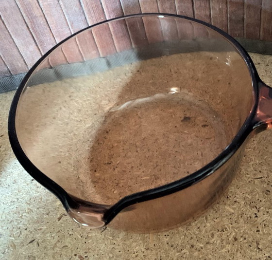Image 1 of 1-liter amberkleurige glazen steelpan, Vision Corning Frankrijk