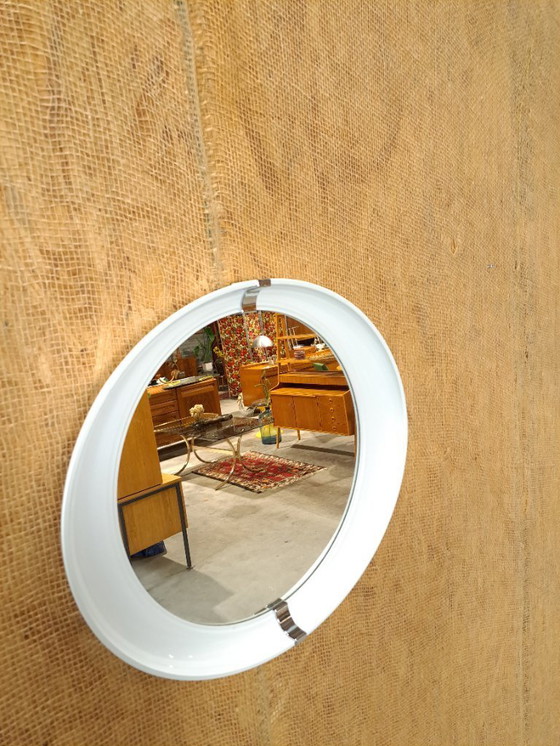 Image 1 of Ovale ronde witte kunststof spiegel met chroom
