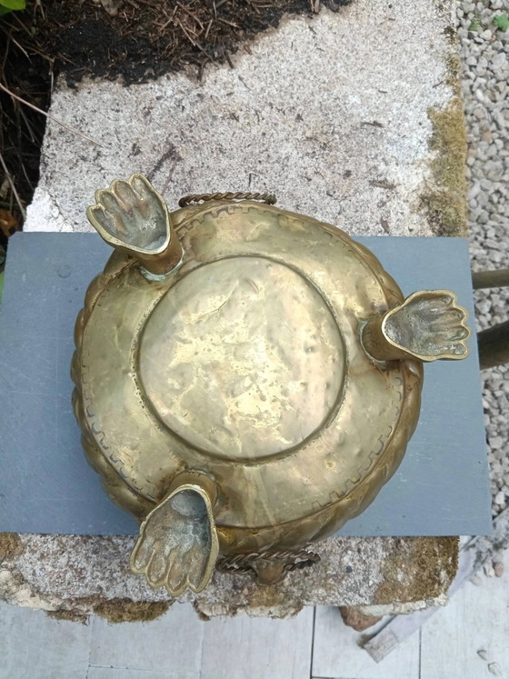 Gran maceta de latón con leones, siglo XIX – Brass, Art Nouveau (photo 4 of 5)
