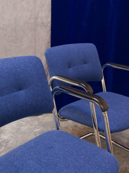 2x Strafor SA - Buisframe Bureaustoelen