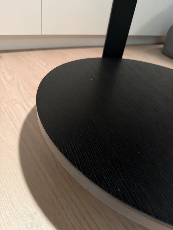 Image 1 of Mesita auxiliar Eileen de B&B Italia, color negro.