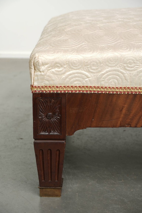 Beautiful antique French bench/window bench from the 19th century in Empire style with a silk seat with an (photo 9 of 12)