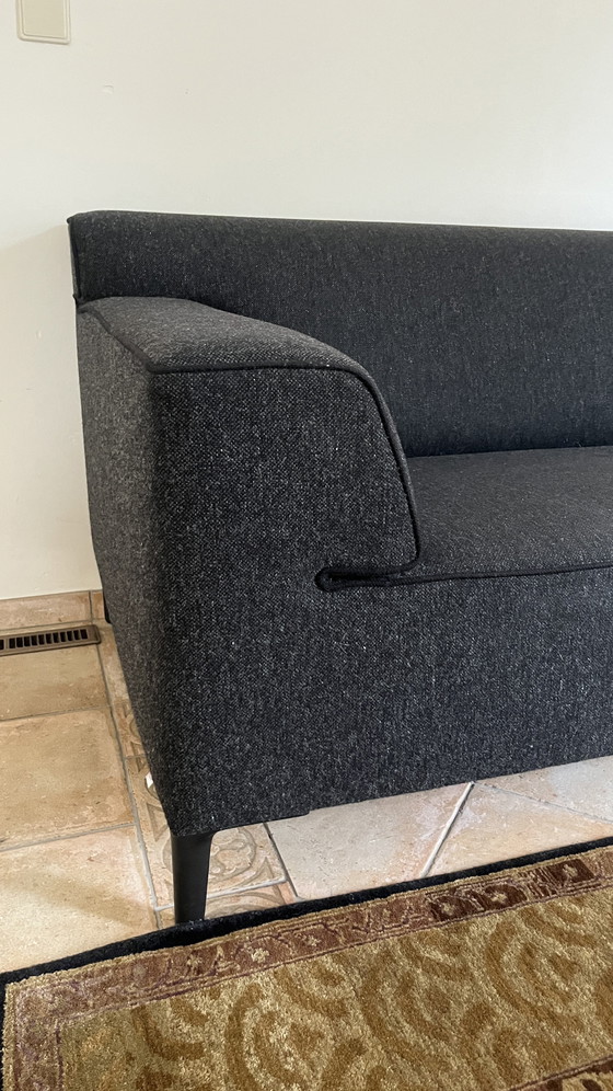 Image 1 of Pode 3.5-seater sofa in very good condition