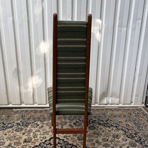 Sillas de comedor de diseño danés de mediados de siglo – Textile, Wood (photo 3 of 5)