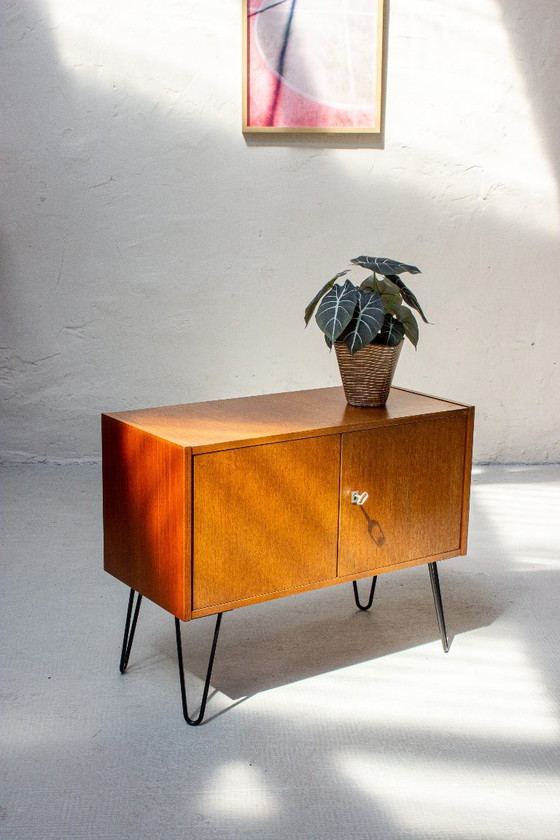 Vintage ladekast, dressoir, laag dressoir, midden 20e eeuw, jaren 60 – Ladekasten, Wood (photo 10 of 10)
