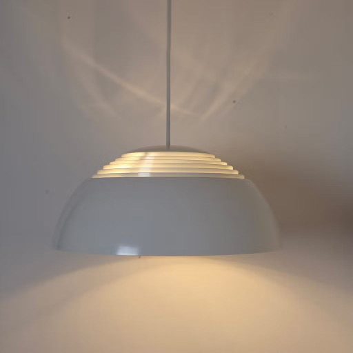 Louis Poulsen AJ Royal, dänische Pendelleuchte, Arne Jacobsen, 1950