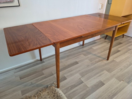 Deense Mid-century eettafel | uitschuifbaar & teakhout (120-198cm)