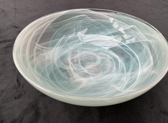 Image 1 of Turquoise and white bowl from Leerdam.