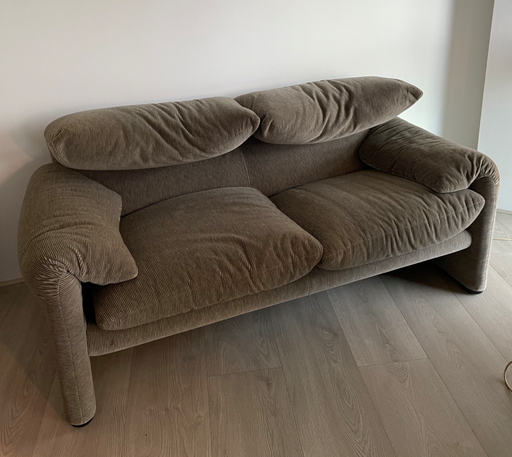 Cassina Maralunga 2-Sitzer-Sofa