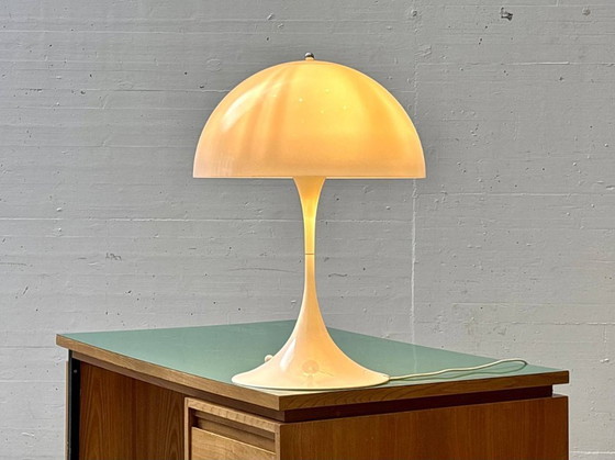 Image 1 of Ensemble de 2 grandes lampes de table Panthella, première série de Verner Panton pour Louis Poulsen, années 1970