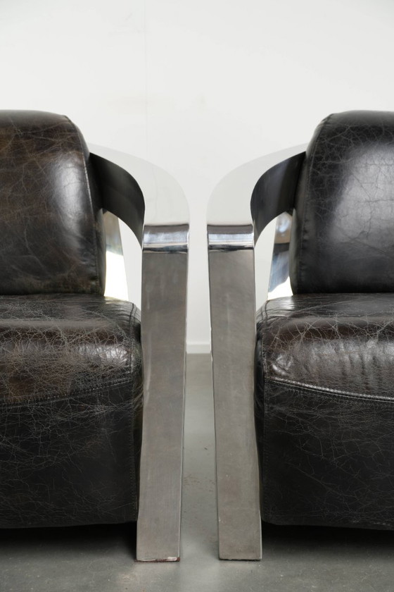 Industrial set of two black cowhide Aviator design armchairs with aluminium and rivets – Leather (photo 10 of 14)