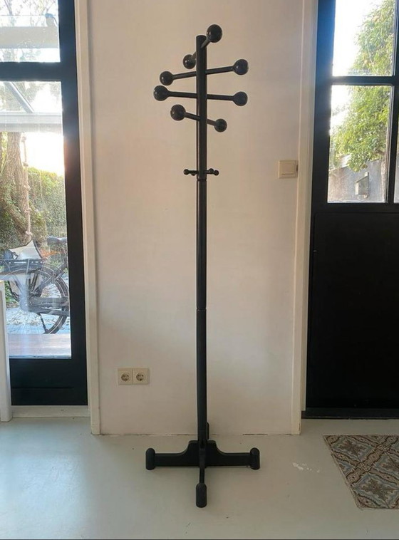 Image 1 of Appendiabiti di design in legno vintage