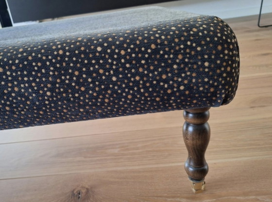 Image 1 of Blauwe bank incl bijpassende hocker en kussenhoezen