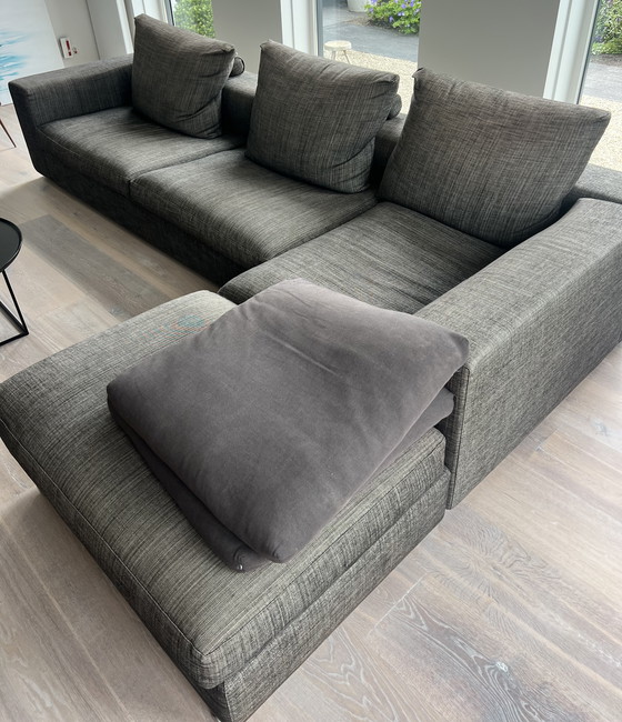 Image 1 of Divano angolare Flexform groundpiece in tessuto antracite categoria extra