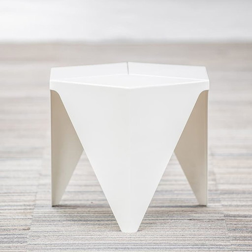 Vitra Prismatic Bijzettafel