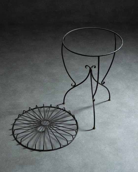 Image 1 of sedia e tavolo Spine nello stile di André Dubreuil.