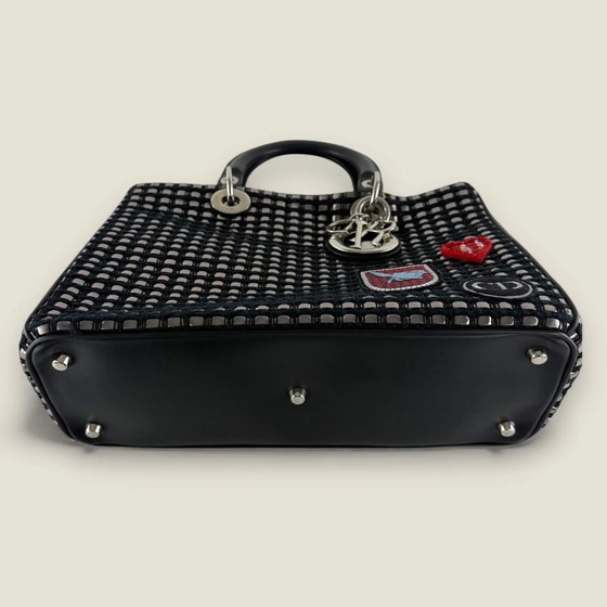 Dior borsa satchel Diorissimo media in tweed metallico con patch – Borse a spalla, Pelle (photo 14 of 32)
