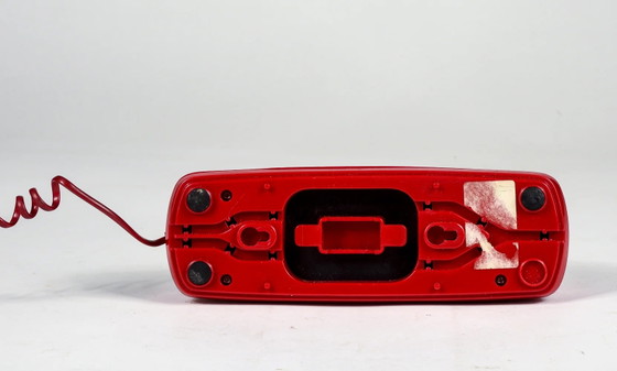 Red Plastic Wall or Desk Telephone, CAT Brand, with Three-Pole Connection, Italy 1980, Decorative Objects (photo 5 of 10)
