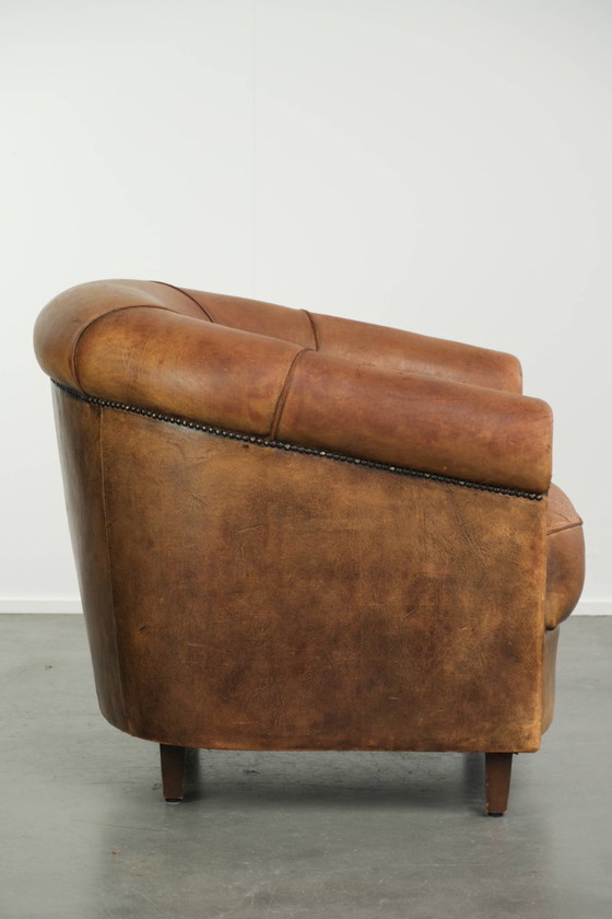 Bella Poltrona Club Vintage in Pelle di Pecora Colore Cognac con un Aspetto Robusto – Poltrone, Leather (photo 3 of 14)