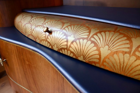 Image 1 of Tocador Art Déco restaurado de nogal con espejo