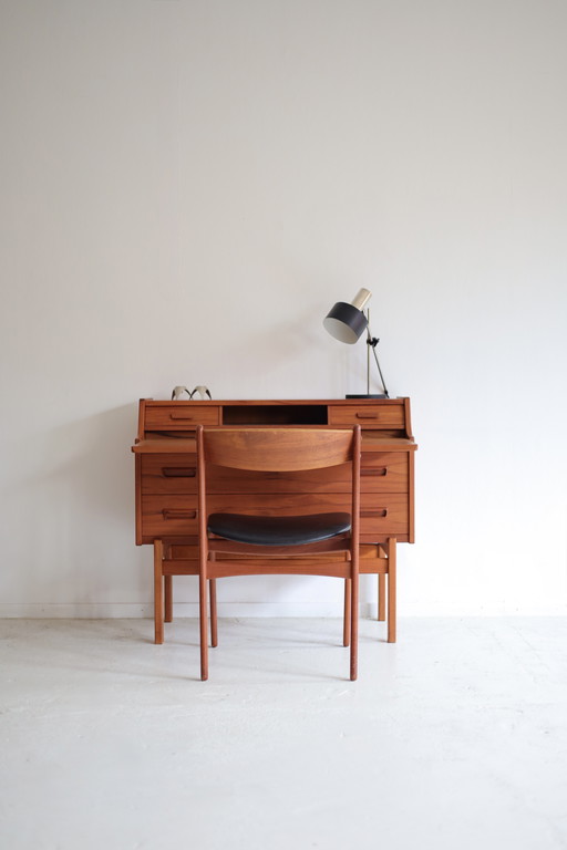 Secretaire, Arne Wahl Iversen Vinde Møbelfabrik jaren 60