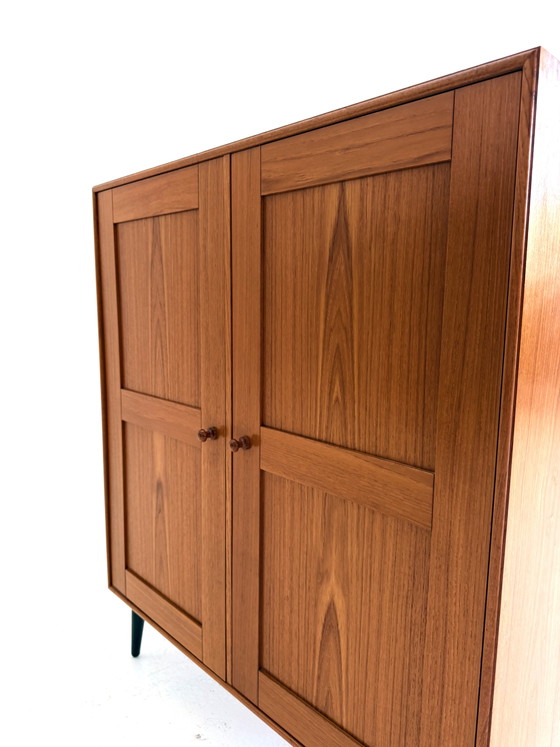 Armoire murale vintage danoise en teck, années 1960 – Armoires murales, Wood (photo 7 of 8)
