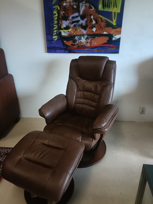 Fauteuil inclinable en cuir marron