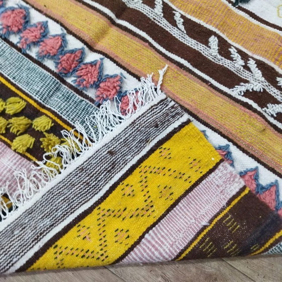 Image 1 of Traditional Art Berber Rug – 100% Wool Handwoven (242 × 147 cm)