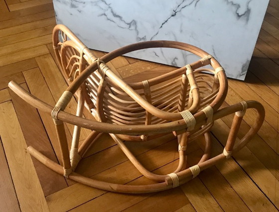 Image 1 of Sedia a dondolo per bambini in rattan