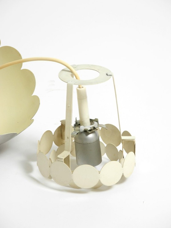 Image 1 of Magnifique petite lampe suspendue Space Age originale des années 1960 par Doria en aluminium et métal