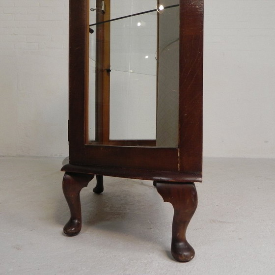 Image 1 of English Art Deco display cabinet on ornate legs, 1930s