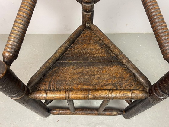 Zeldzame Ethiopische Gurage Hoofdmanstoel, handgesneden hardhout, ca. jaren 30. – Eetkamerstoelen, Wood (photo 8 of 17)