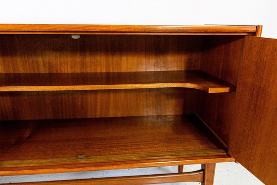 Image 1 of Buffet vintage en noyer de Bfm, Pologne, années 1960