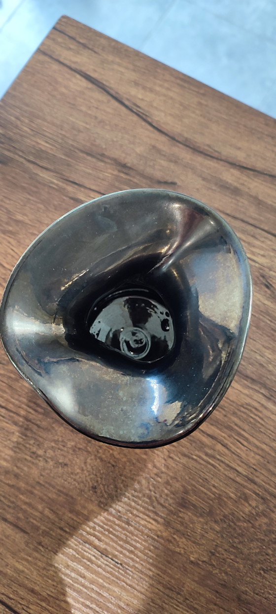 Image 1 of Vaso in ceramica iridescente degli anni '60, firmato