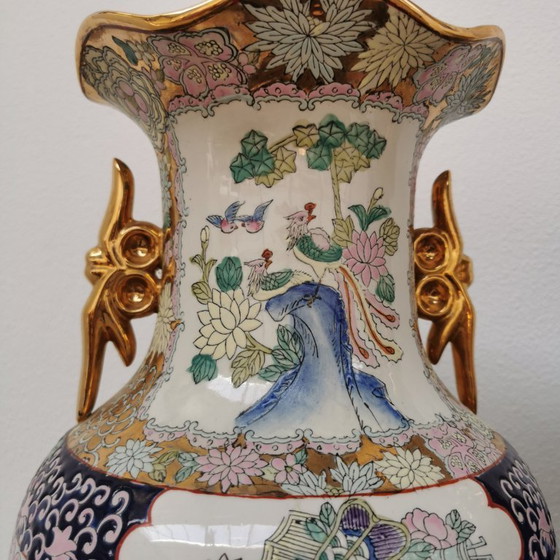 Image 1 of Set di 3 vasi orientali vintage, vasi a balaustra, porcellana Canton