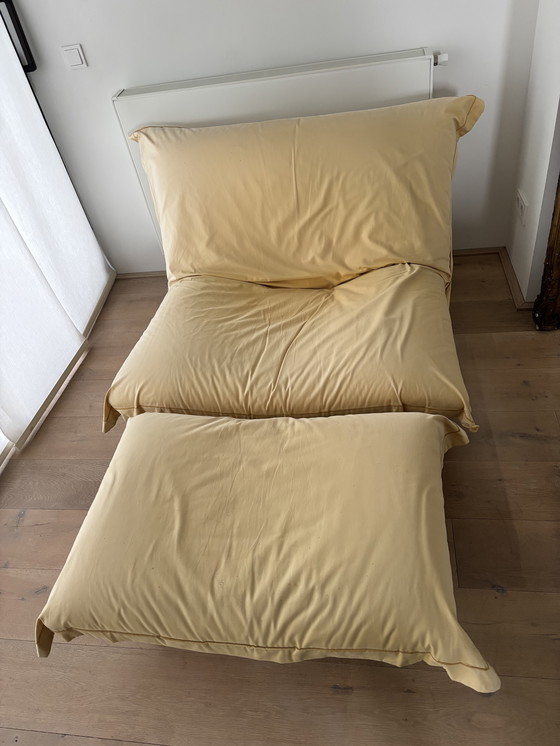 Image 1 of Poltrona Calin con poggiapiedi Ligne Roset