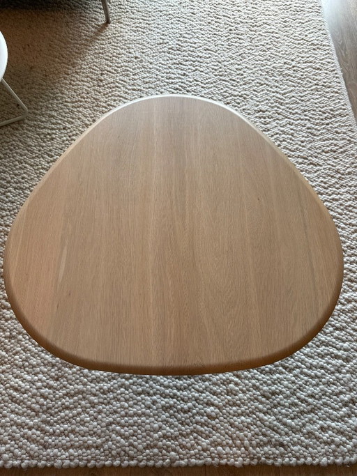 Pode bijzettafel, organisch gevormd hout