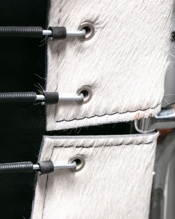 Image 1 of Sedia LC1 di Le Corbusier, Pierre Jeanneret, Charlotte Perriand per Cassina, anni '80