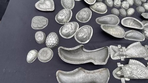 Moules à Chocolat Antiques en Métal, années 1900, Lot de 129 – Accessoires de cuisine, polished steel, Metal (photo 13 of 18)