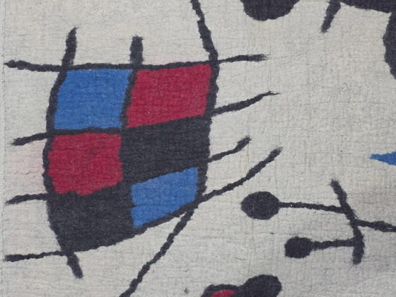 Alfombra de lana inspirada en Joan Miró – La sonrisa con alas llameantes - Alfombra Nómada – Wool (photo 6 of 9)