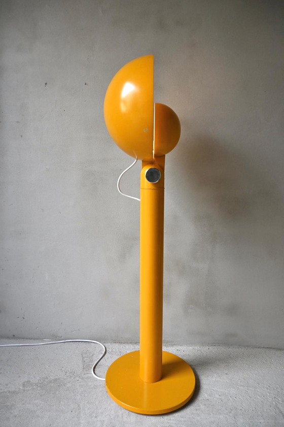 Image 1 of Vloerlamp Cuffia Design Francesco Buzzi voor Bieffeplast in geel