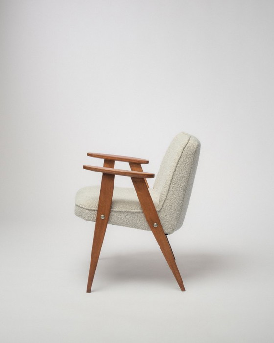 Image 1 of Vintage Chierowski 366 Mid Century Fauteuil